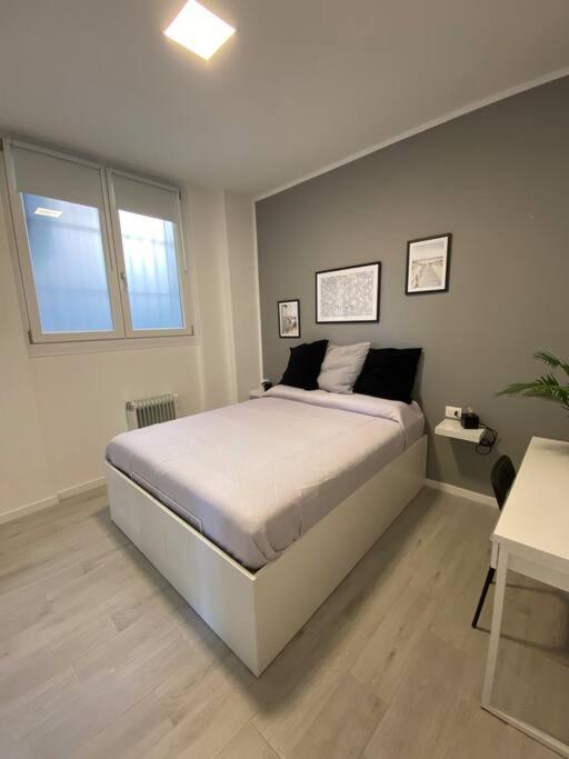 Your Urban Flat In Милан Экстерьер фото